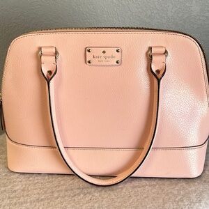 Beautiful Kate Spade dome satchel in a gorgeous blush pink color!